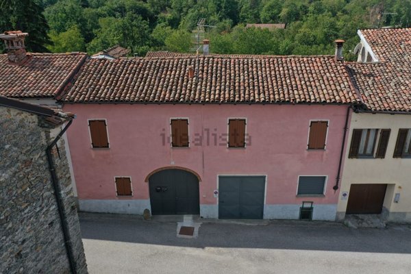 casa indipendente in vendita a Ceva