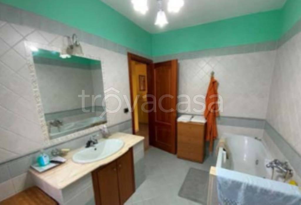 appartamento in vendita a Giffoni Valle Piana