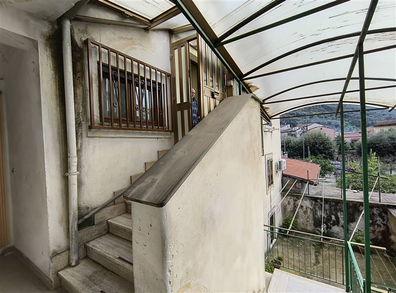 appartamento in vendita a Giffoni Valle Piana in zona Vassi