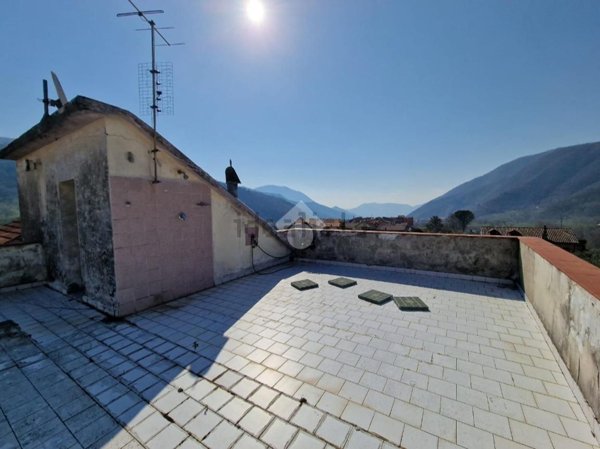 appartamento in vendita a Giffoni Valle Piana in zona Curticelle