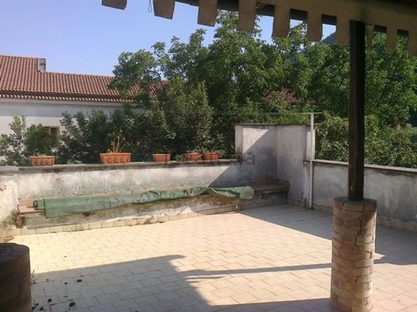appartamento in vendita a Giffoni Valle Piana in zona Catelde