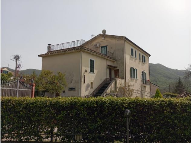 casa indipendente in vendita a Giffoni Valle Piana