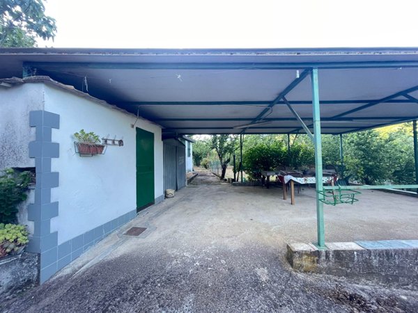 appartamento in vendita a Giffoni Valle Piana in zona San Giovanni