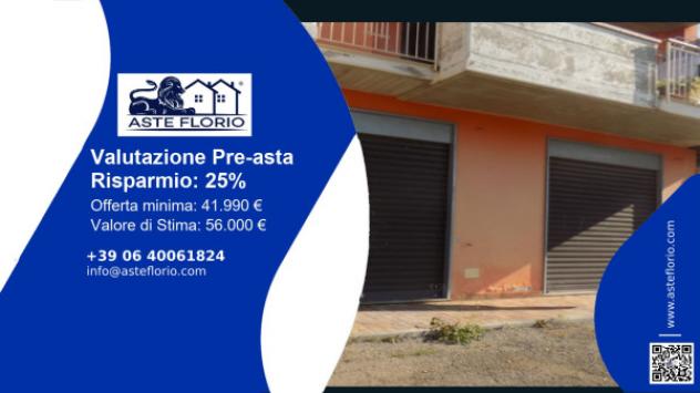 negozio in vendita a Giffoni Valle Piana in zona Ornito