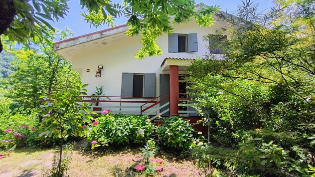 casa indipendente in vendita a Giffoni Valle Piana