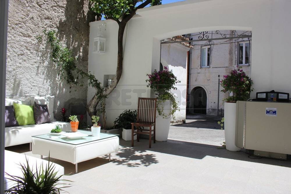 casa semindipendente in vendita a Giffoni Valle Piana in zona Curti