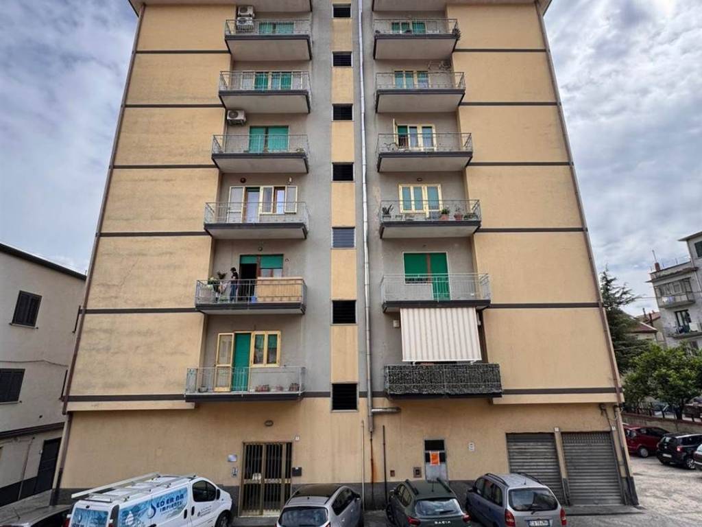 appartamento in vendita a Giffoni Valle Piana