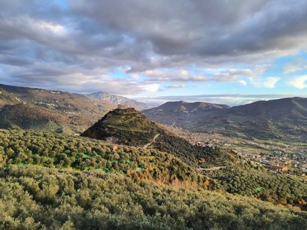 villa in vendita a Giffoni Valle Piana in zona Terravecchia