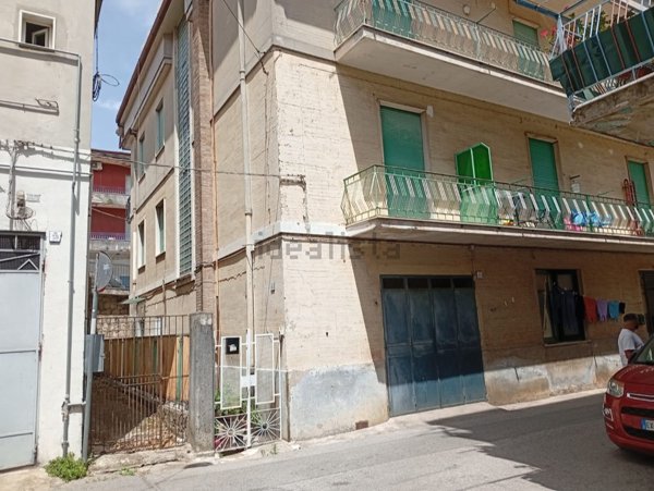 appartamento in vendita a Giffoni Valle Piana