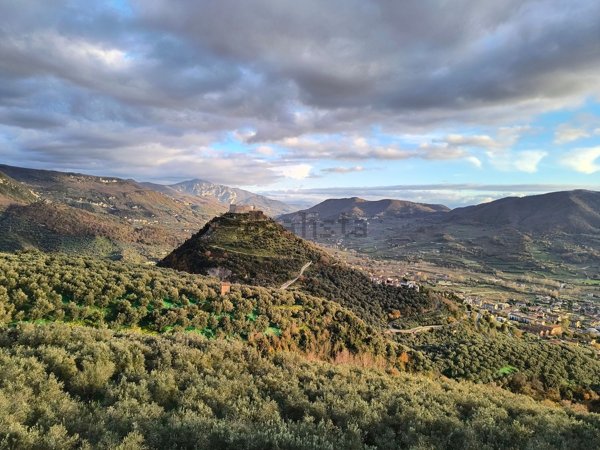 villa in vendita a Giffoni Valle Piana in zona Terravecchia