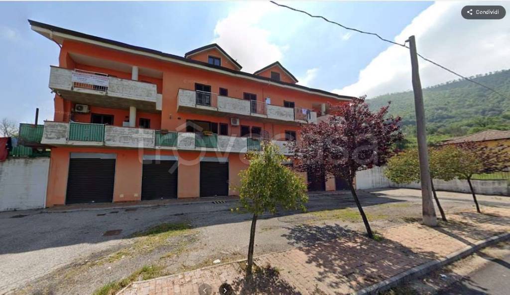appartamento in vendita a Giffoni Valle Piana in zona Ornito