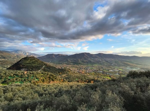 casa indipendente in vendita a Giffoni Valle Piana in zona Terravecchia