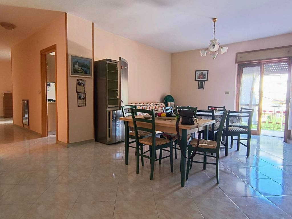 appartamento in vendita a Giffoni Valle Piana