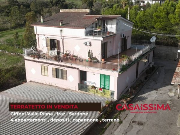 casa indipendente in vendita a Giffoni Valle Piana