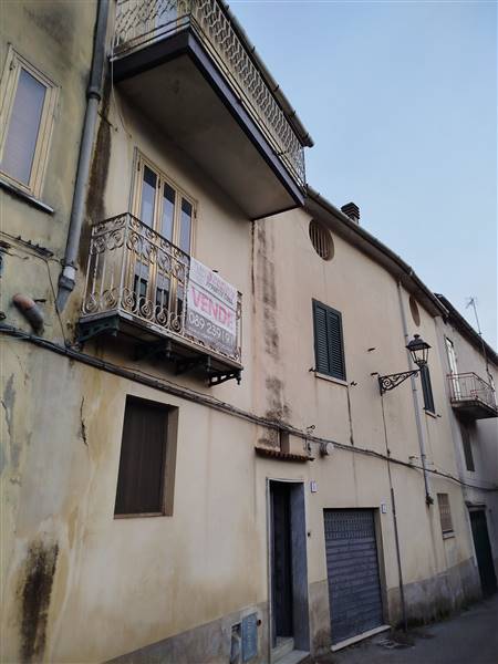 appartamento in vendita a Giffoni Valle Piana in zona Curticelle