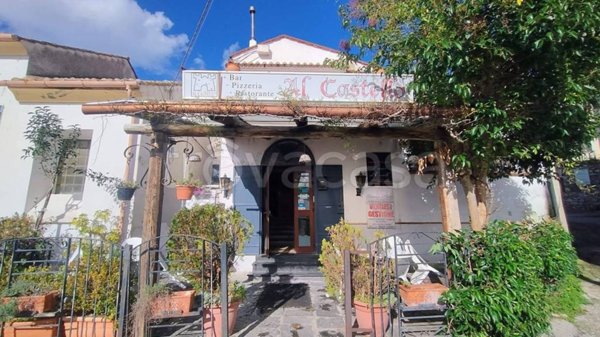 negozio in vendita a Giffoni Valle Piana in zona Terravecchia