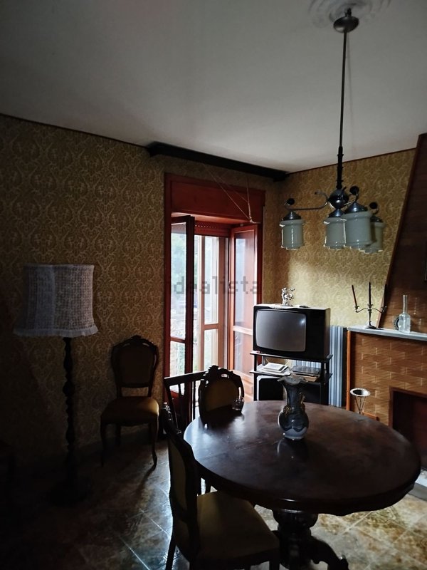 appartamento in vendita a Giffoni Valle Piana in zona Curticelle