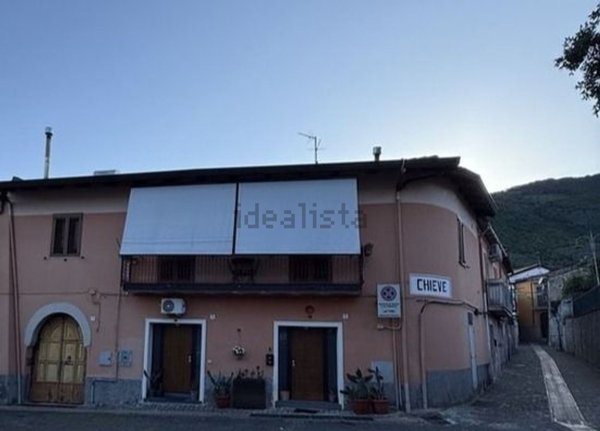 casa indipendente in vendita a Giffoni Valle Piana in zona Chieve