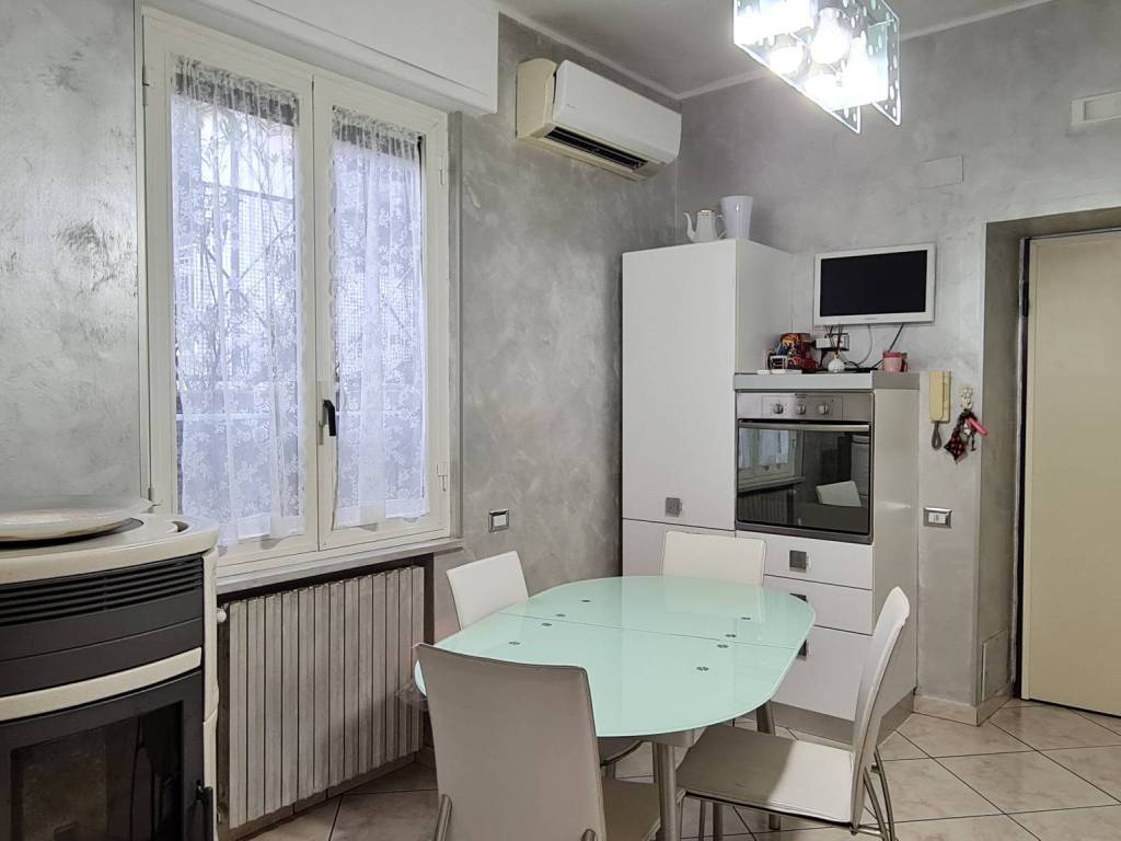 appartamento in vendita a Giffoni Valle Piana