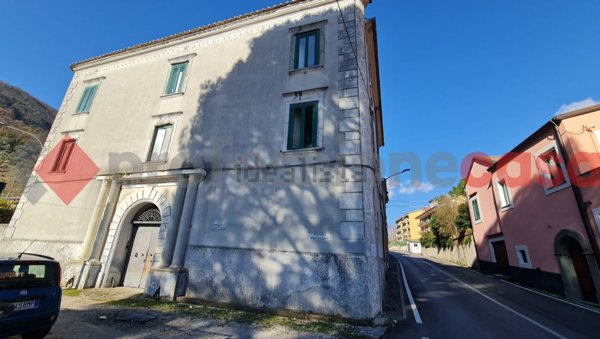 appartamento in vendita a Giffoni Valle Piana in zona San Giovanni