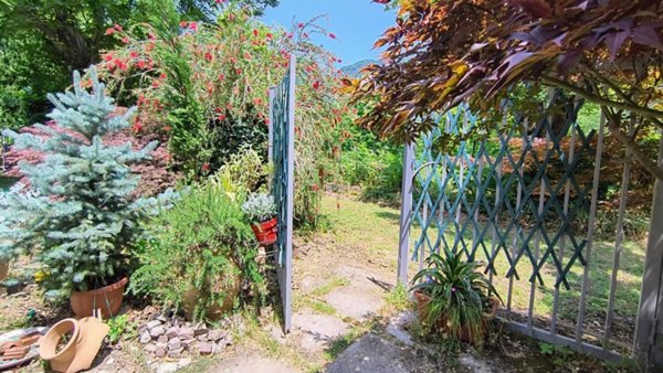 casa indipendente in vendita a Giffoni Valle Piana