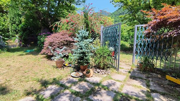 appartamento in vendita a Giffoni Valle Piana in zona Curti