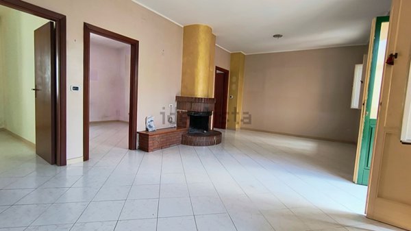 appartamento in vendita a Giffoni Valle Piana in zona Vassi