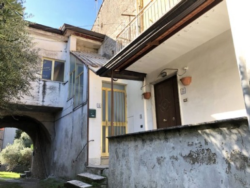 appartamento in vendita a Giffoni Valle Piana