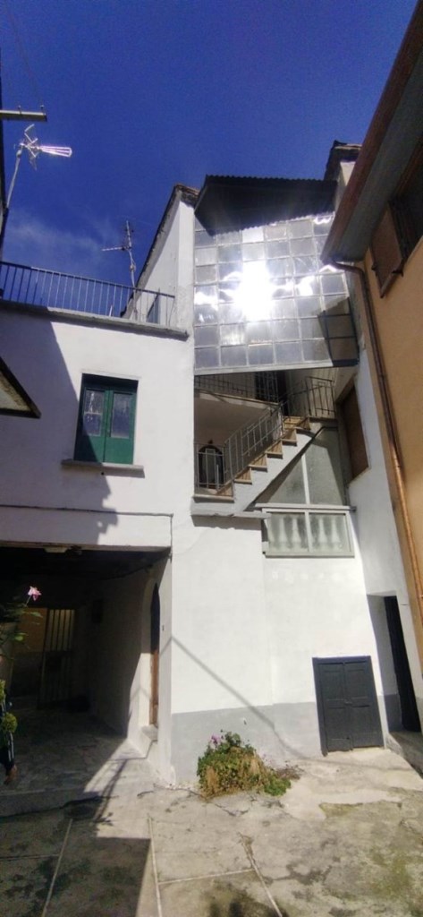 appartamento in vendita a Giffoni Valle Piana