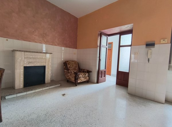 appartamento in vendita a Giffoni Valle Piana in zona Curti