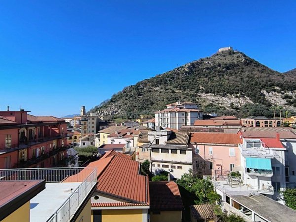 appartamento in vendita a Giffoni Valle Piana