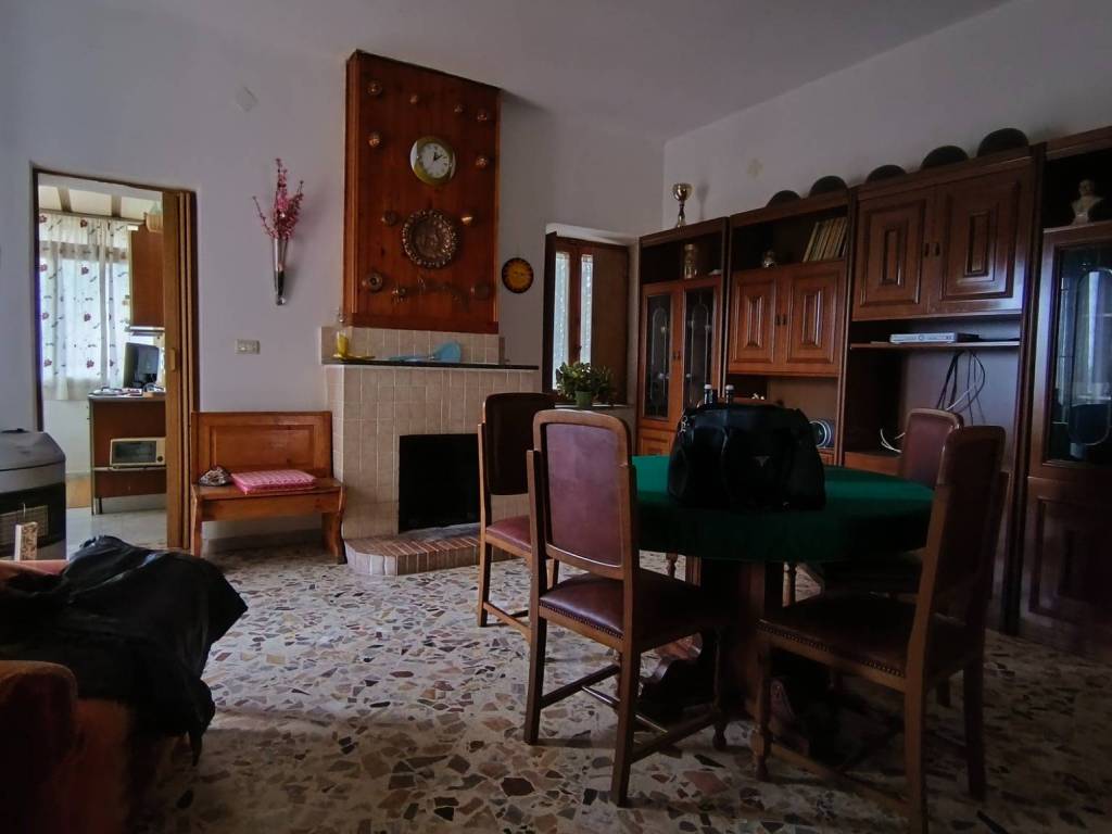 appartamento in vendita a Giffoni Valle Piana in zona Curti