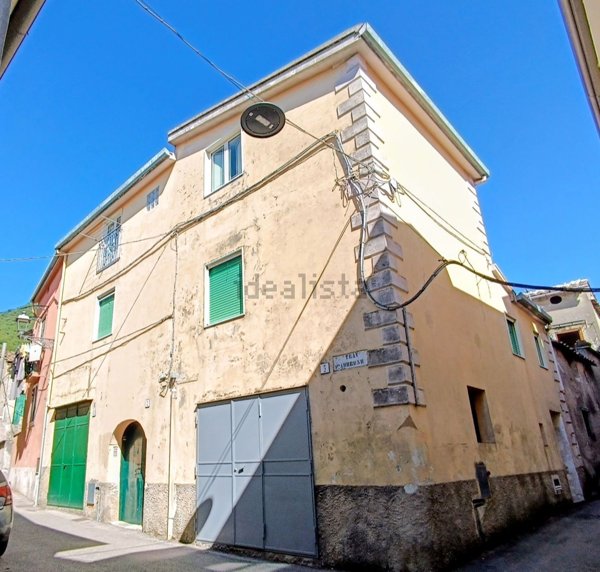 appartamento in vendita a Giffoni Valle Piana