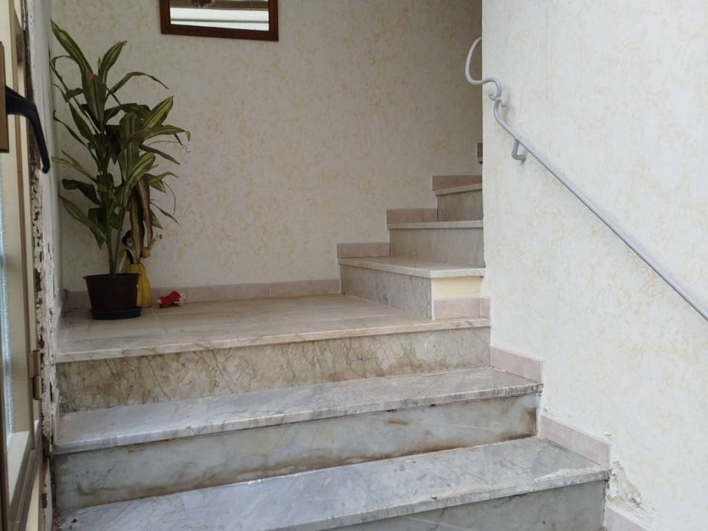 appartamento in vendita a Giffoni Valle Piana in zona Curti