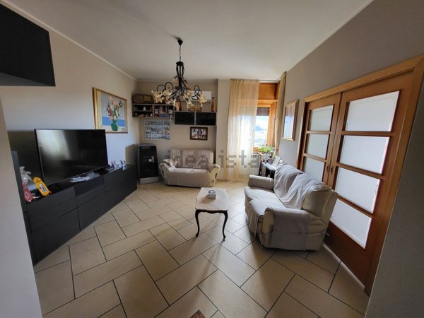 appartamento in vendita a Giffoni Valle Piana