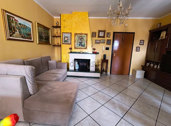 appartamento in vendita a Giffoni Valle Piana