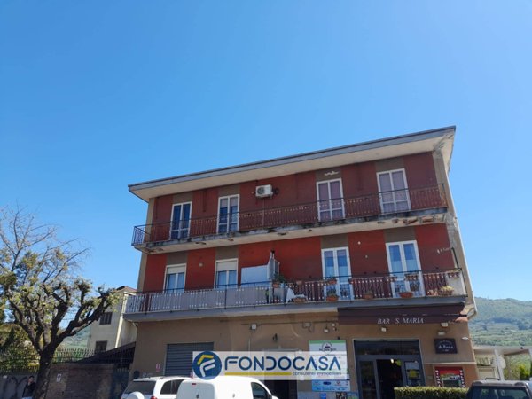 appartamento in vendita a Giffoni Valle Piana in zona Santa Maria a Vico