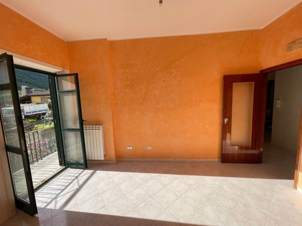 appartamento in vendita a Giffoni Valle Piana