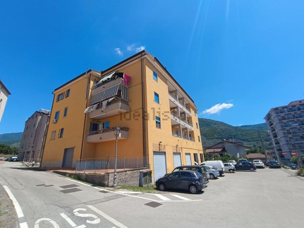 appartamento in vendita a Giffoni Valle Piana