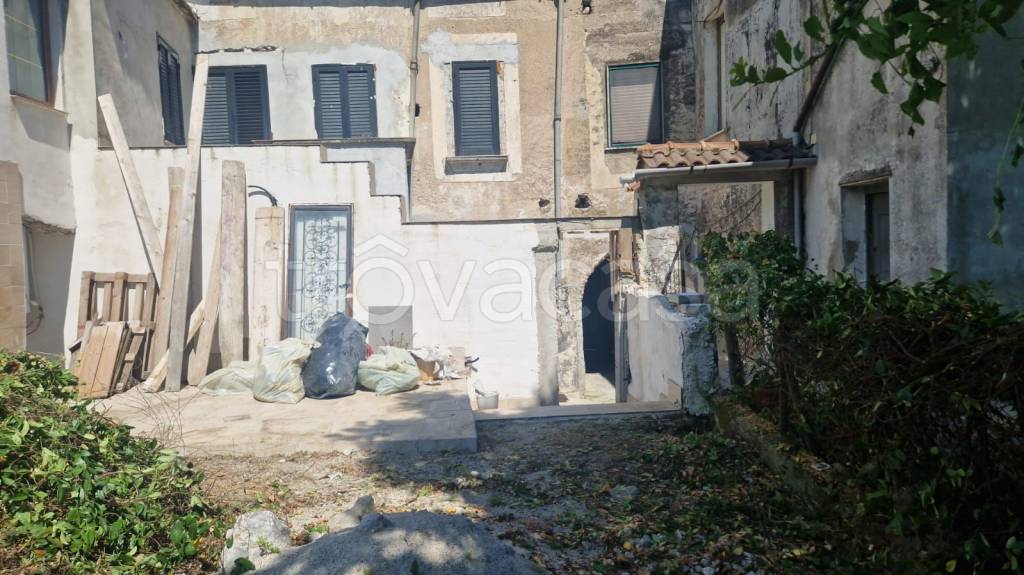 casa indipendente in vendita a Giffoni Valle Piana in zona Curticelle