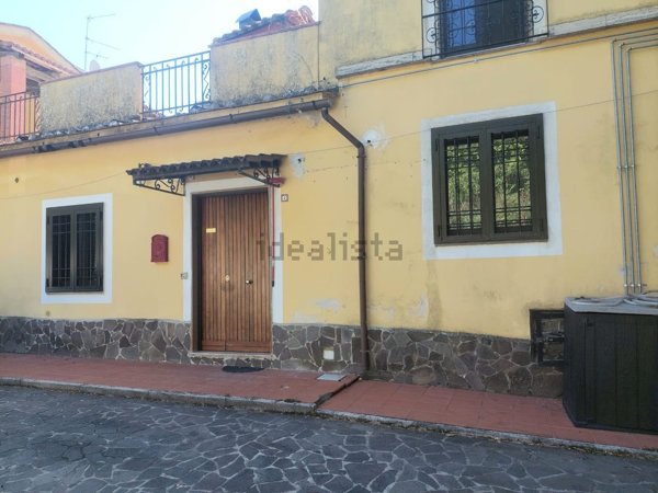 appartamento in vendita a Giffoni Valle Piana in zona Ornito