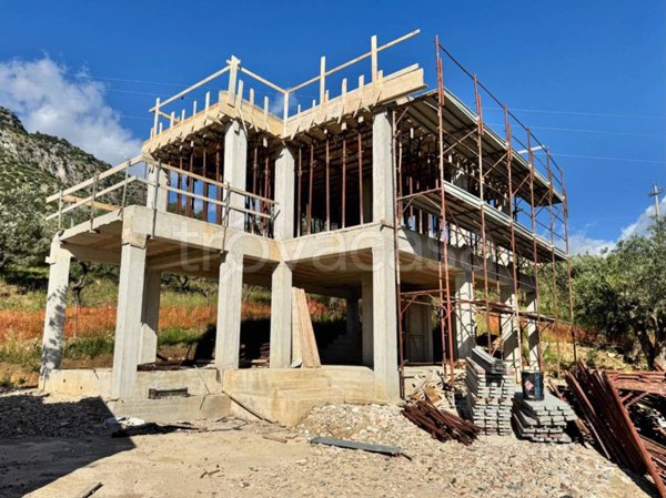casa indipendente in vendita a Giungano