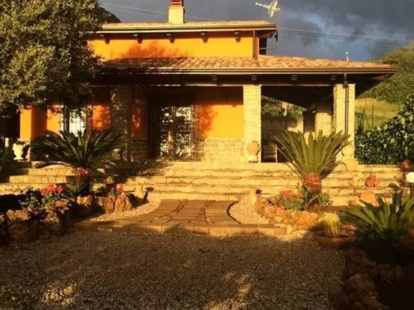 casa indipendente in vendita a Giungano