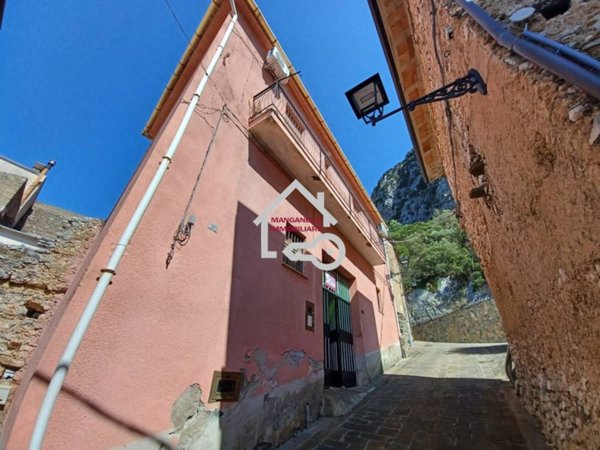 appartamento in vendita a Giungano
