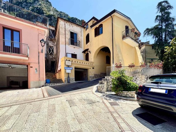 appartamento in vendita a Giungano