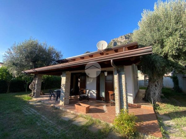 casa indipendente in vendita a Giungano