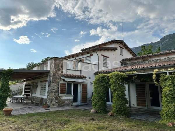 casa indipendente in vendita a Giungano