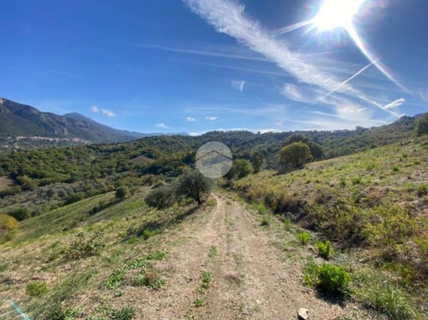 rudere in vendita a Giungano