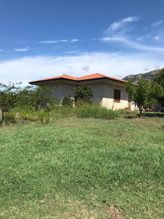 casa indipendente in vendita a Giungano