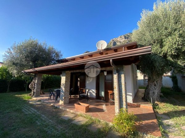 casa indipendente in vendita a Giungano